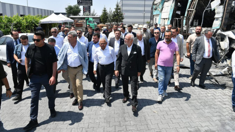 Başkan Büyükkılıç, Ak Parti Genel Başkan Vekili Elitaş Beraberinde İş Dünyası İle Buluştu