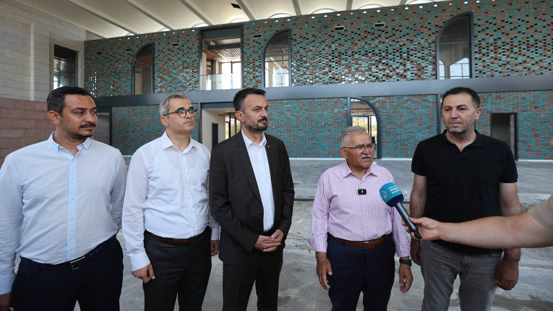 Büyükkılıç, Mimarsinan Kent Müzesi’nde Sona Gelinen Çalışmaları Yerinde İnceledi