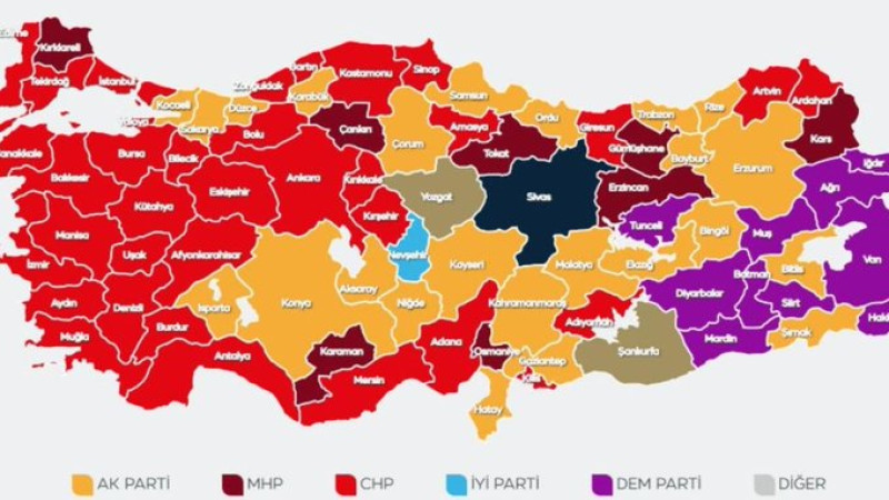 Yerel seçim sonrası harita değişti! 56 Belediye Başkanı Ak Parti’ye katıldı