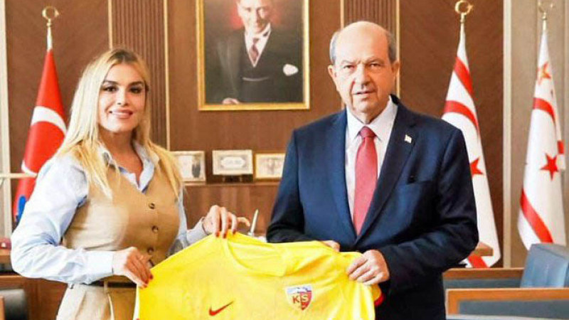KKTC Cumhurbaşkanına Kayserispor forması