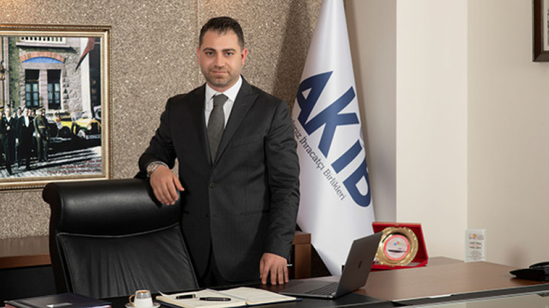 AKİB’den Temmuz Ayında 1 Milyar 305 Milyon Dolarlık İhracat