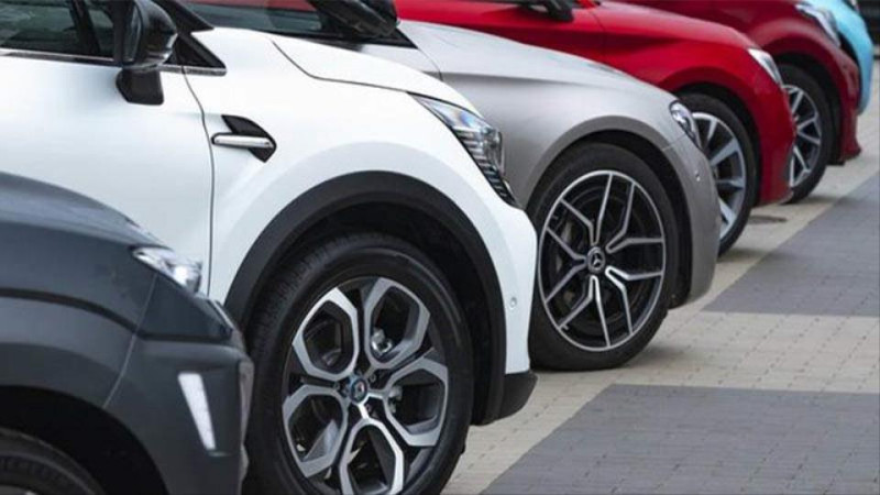 Kasımda Otomobil Fiyatları Düşecek mi? İthal Araçlara Vergi İndirimi Geliyor