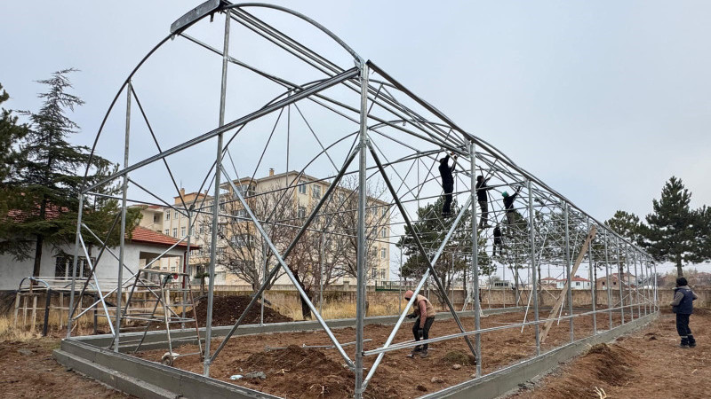 Büyükşehir’den Bünyan’a 460 Bin Tl’lik Tarımsal Hamle: Akıllı Sera Eğitime Açıldı