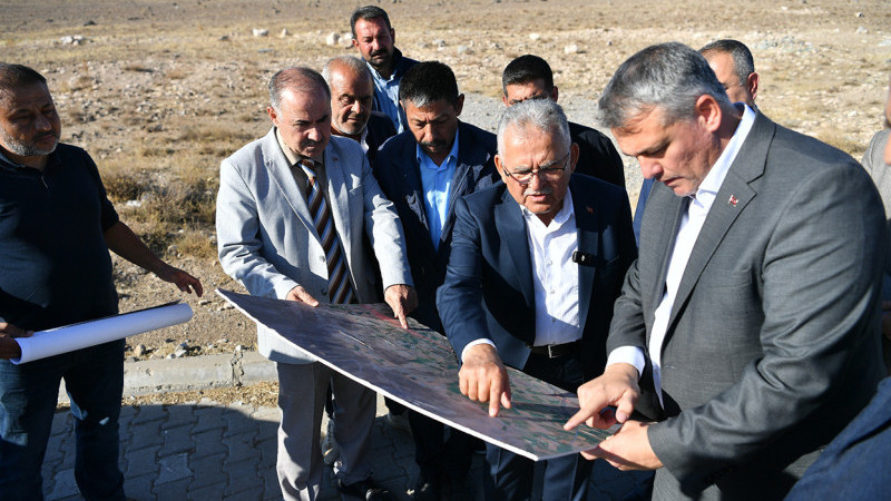 Kayseri Büyükşehir’den Kırsala 108,9 Milyon liralık Kilitli Parke Yatırımı