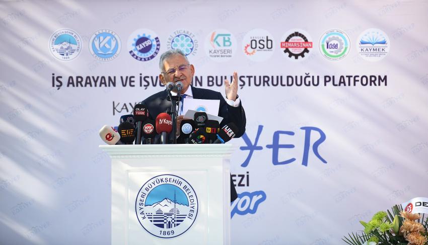 Kayseri Kariyer Merkezi, 1 Ayda 305 Kişiye İş İmkânı Sağladı