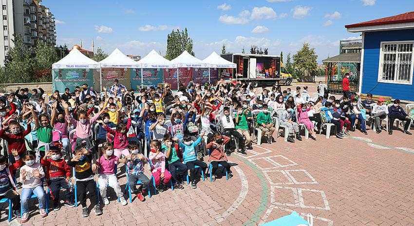 TALAS OKULLARINDA ‘ÇOCUK ŞENLİĞİ’ DEVAM EDİYOR