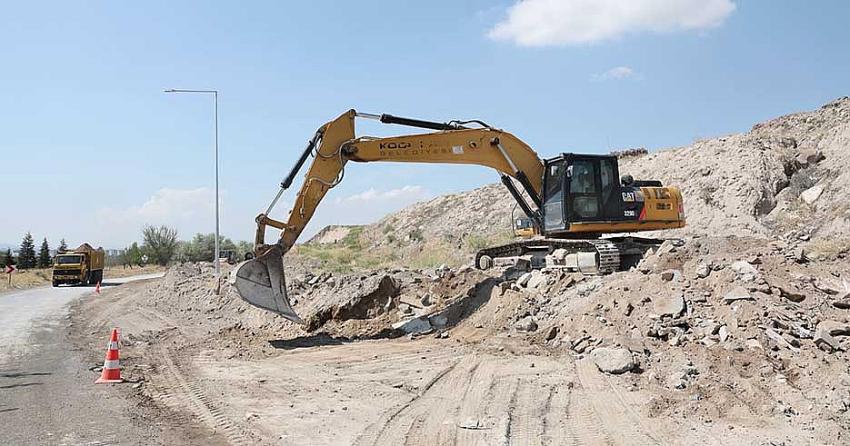 Erkilet Ve Muhsin Yazıcıoğlu Bulvarlarını Bağlayan 3 Kilometrelik Yeni Yol