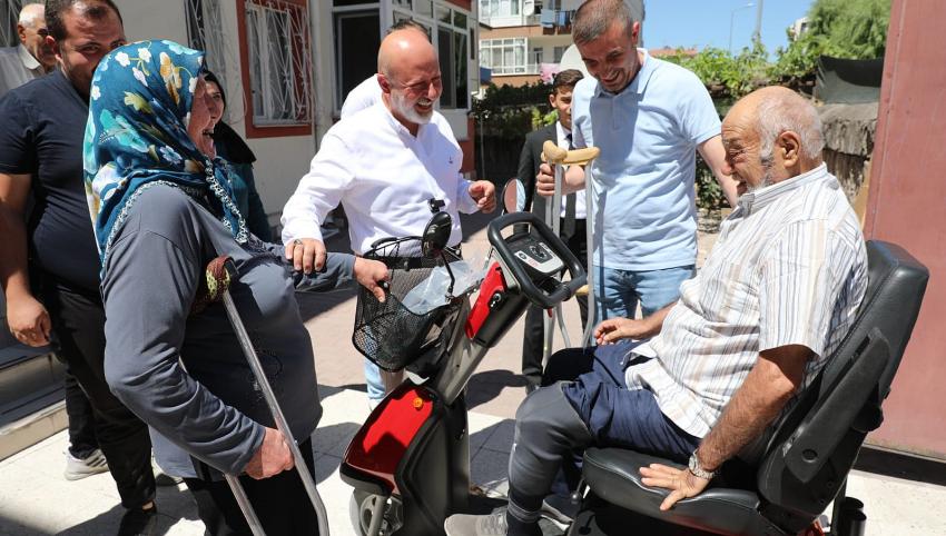 Özbek Ailesinin Yüzünü Güldürdü