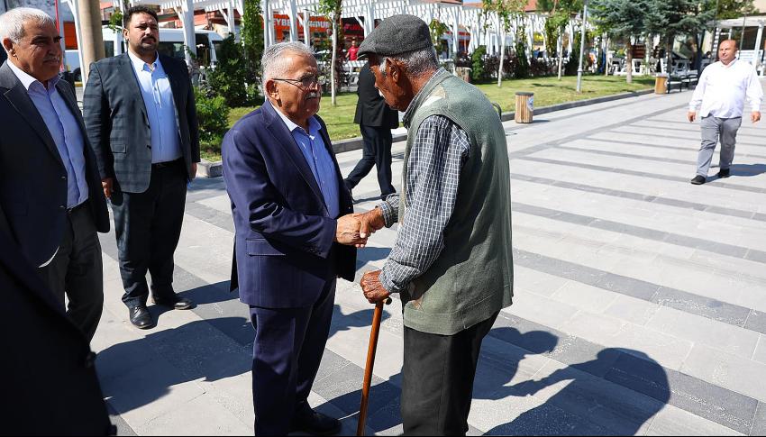 Büyükkılıç, Tomarza’da Dadaloğlu’nun Torunları İle Buluştu