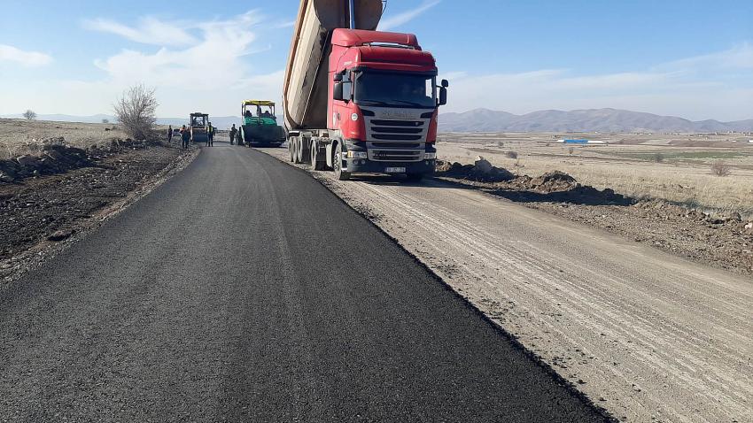 Büyükşehir’den Taşhan’ı Merkeze Bağlayacak 5 Milyon liralık Yol