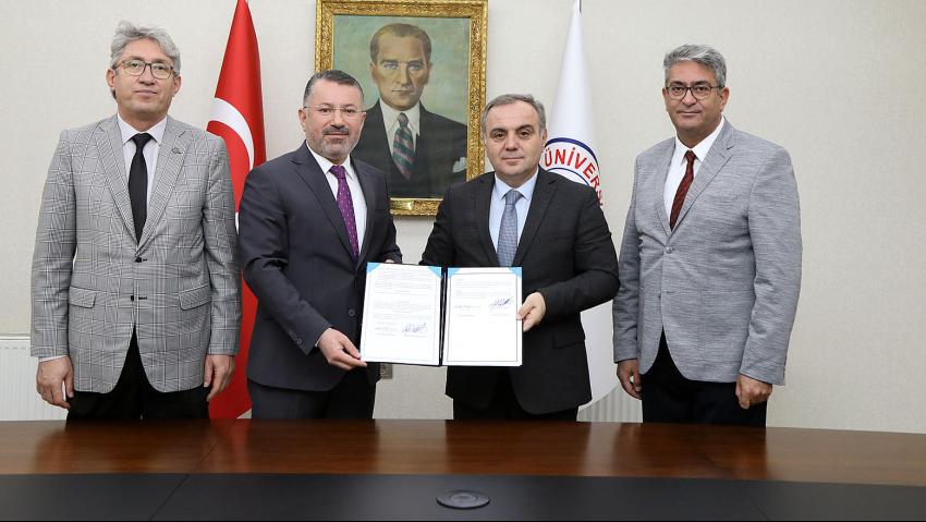 ERÜ ile Karabük Üniversitesi Arasında İş Birliği Protokolü İmzalandı