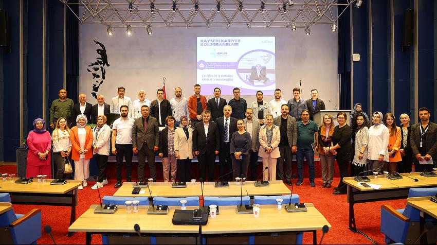 Büyükşehir’in Kayseri Kariyer Konferansları Sürüyor