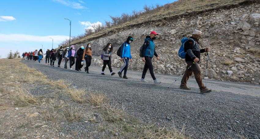 ALİ DAĞI’NDA YÜRÜYÜŞ KEYFİNE KATILIN