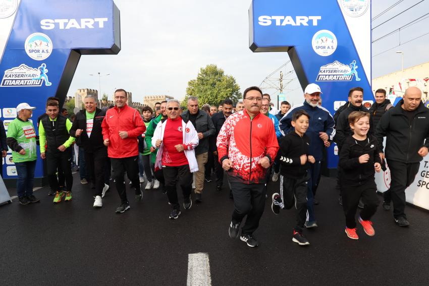 453 BİN TL ÖDÜLLÜ ‘ULUSLARARASI YARI MARATON’