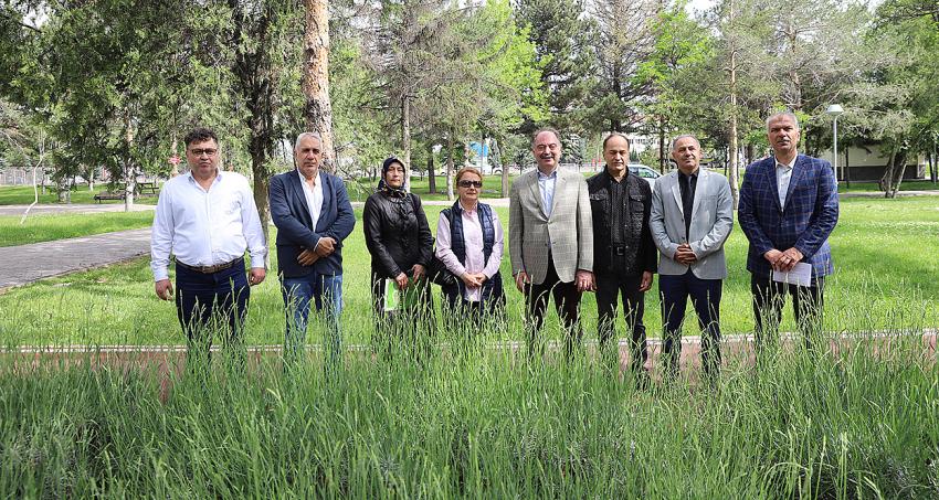 İNSAN VE ÇEVREYE ZARARSIZ GÜBRE KULLANILDI