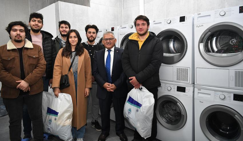 Büyükşehir, 6 bin 650 öğrencinin çamaşırlarını ücretsiz yıkadı