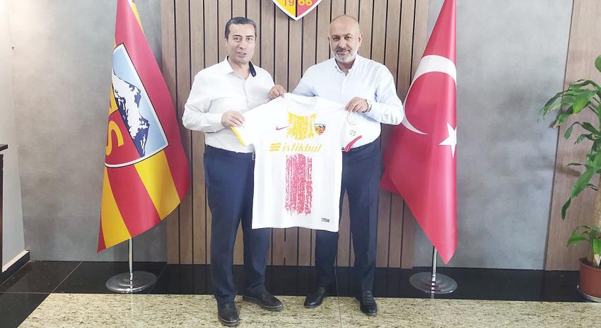 KAYSERİSPOR BAŞKANINDAN SİYASİ PARTİLER AÇIKLAMASI