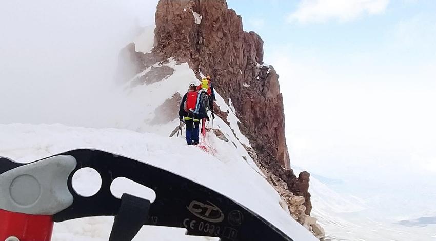 Erciyes Kuzey Buzul Zirve Tırmanışı Başarıyla Gerçekleştirildi