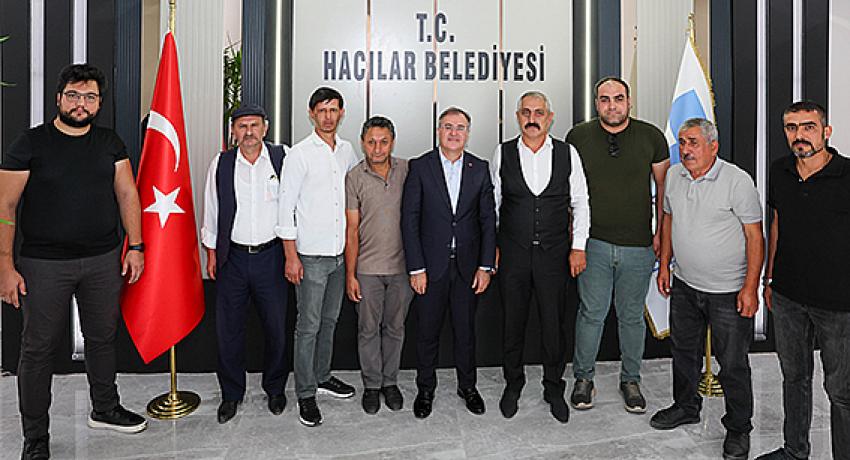 Başkan Özdoğan’a, MHP İlçe Teşkilatı'ndan ‘Hayırlı Olsun’ Ziyareti