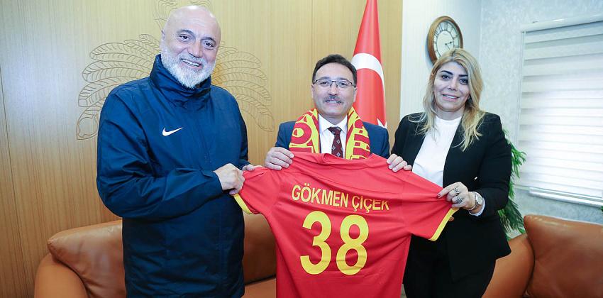 Vali Çiçek Kayserispor’a başarı diledi