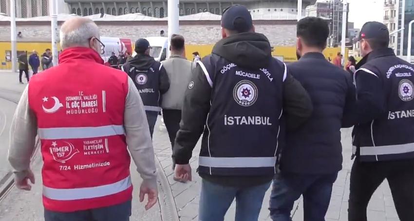 Göçmen kaçakçılığı operasyonu; Bin 510 göçmen yakalandı