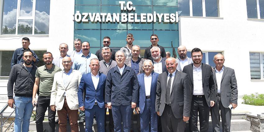 ÜLKEMİZİN DAHA GÜÇLÜ OLMASI İÇİN ÇALIŞIYORUZ