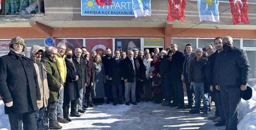 İYİ PARTİ AKKIŞLA’DA YENİ İLÇE BİNASININ AÇILIŞINI YAPTI