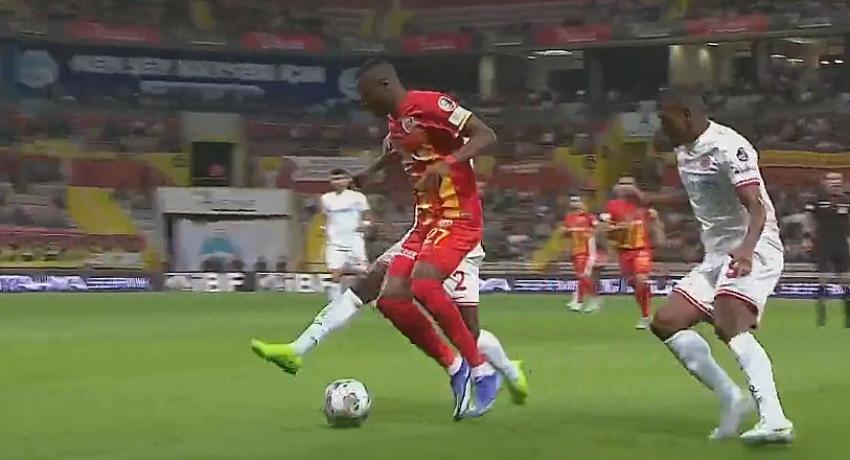 Kayserispor 0 – Antalyaspor 0 (ilk yarı sonucu)