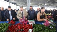 Başkan Palancıoğlu Yeni Açtıkları Pazar Yerinde Alışveriş Yaptı