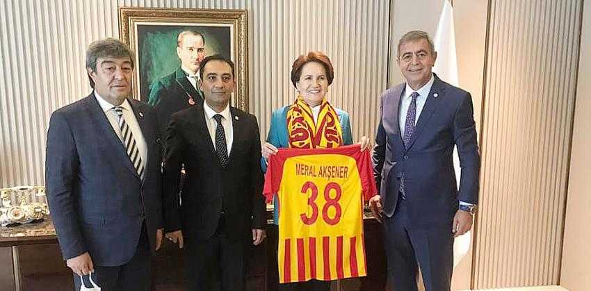 AKŞENER’DEN KAYSERİ HEYETİNE ÖZEL İLGİ