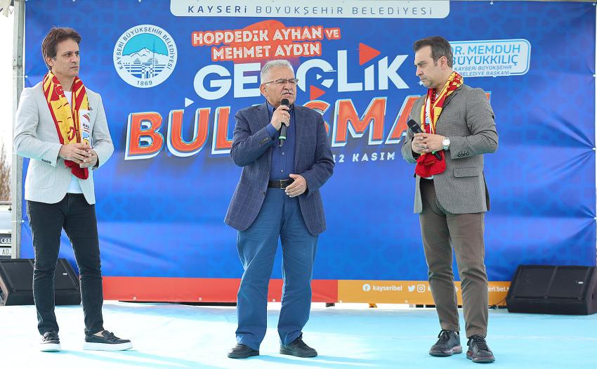 Gerçekten inanılmaz, devasa büyüklükte bir yer