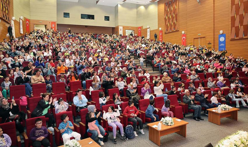 Başkan Yalçın'dan Ara Tatil Hediyesi: ‘Rafadan Tayfa’