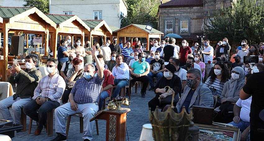 BÖYLE GÜZEL ANTİKA PAZARI GÖRMEDİM