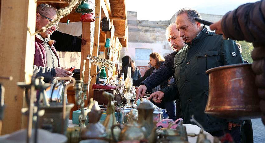 Talas antika pazarına ilgi büyüyor