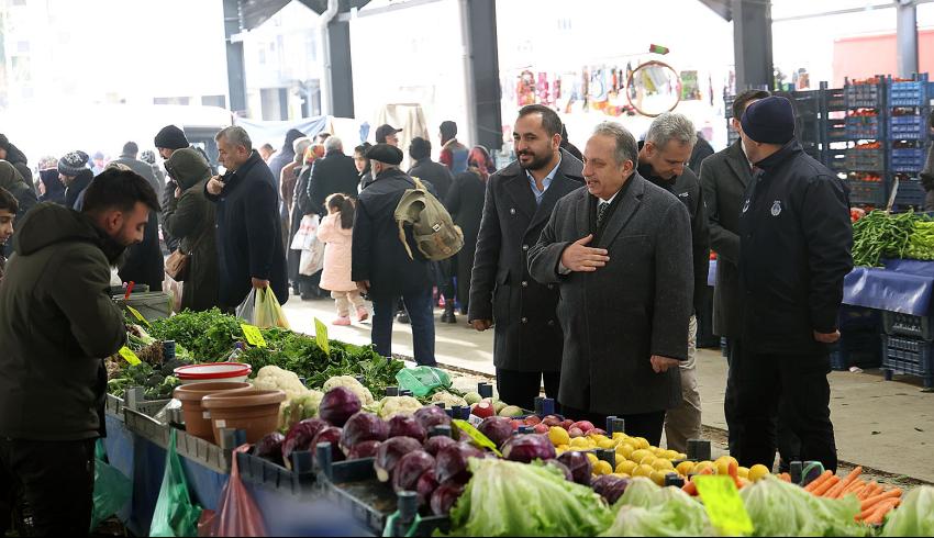 Başkan Yalçın'a vatandaşlardan yoğun ilgi