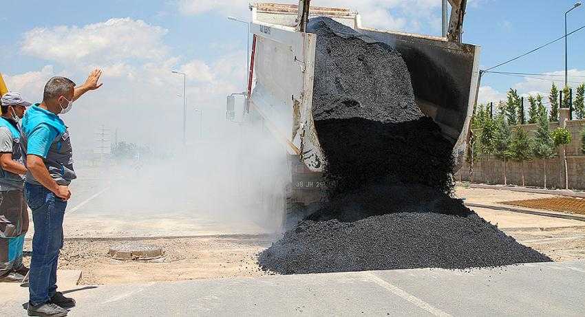 TALAS’TA ASFALT ÇALIŞMALARI TAM GAZ