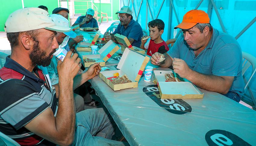 Talas’tan Çiftçiye Öğlen Kumanyası