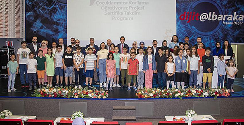 Albaraka Türk’ün, Çocuklarımıza Kodlama Öğretiyoruz Projesi İlk Mezunlarını Verdi!