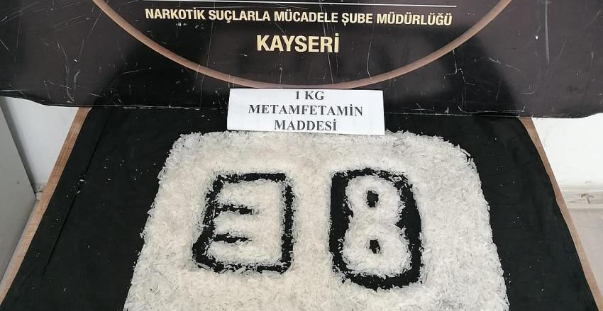 Polisten uyuşturucu operasyonu; 3 gözaltı