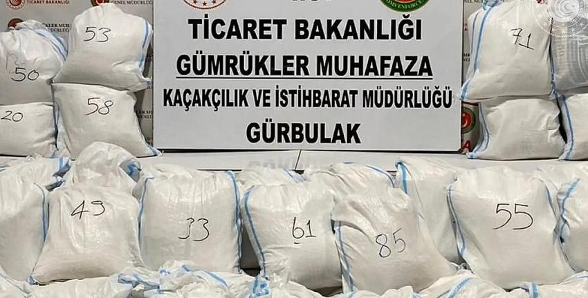 Pudra yüklü TIR’da uyuşturucu çıktı