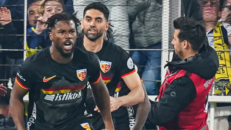 Kayserispor Fenerbahçe’ye uzatma dakikasında şoku yaşattı