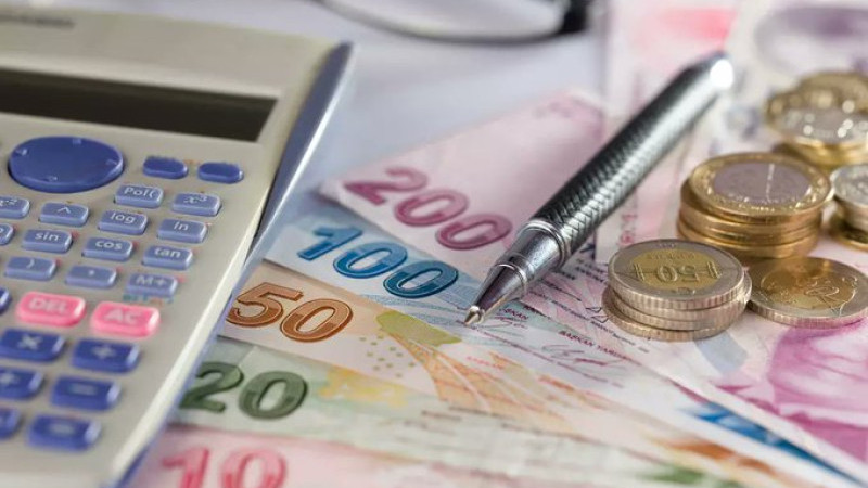 En düşüm emekli maaşı yeniden mi belirleniyor? AK Partili isimden yorum geldi