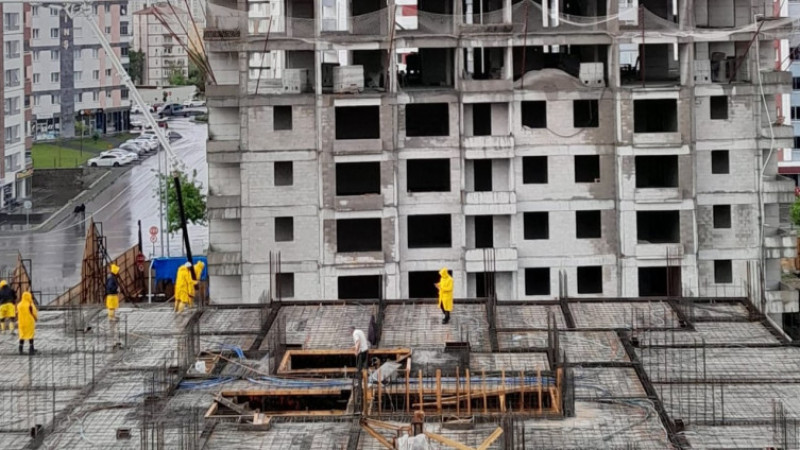 “Kentsel Dönüşüm Hızlanmalı, Yeni Arsa Üretilmeli”