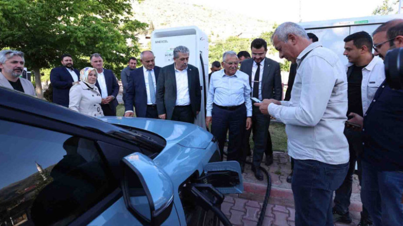 Kayseri Büyükşehir, K-Şarj İstasyonlarıyla Geleceği Şarj Ediyor