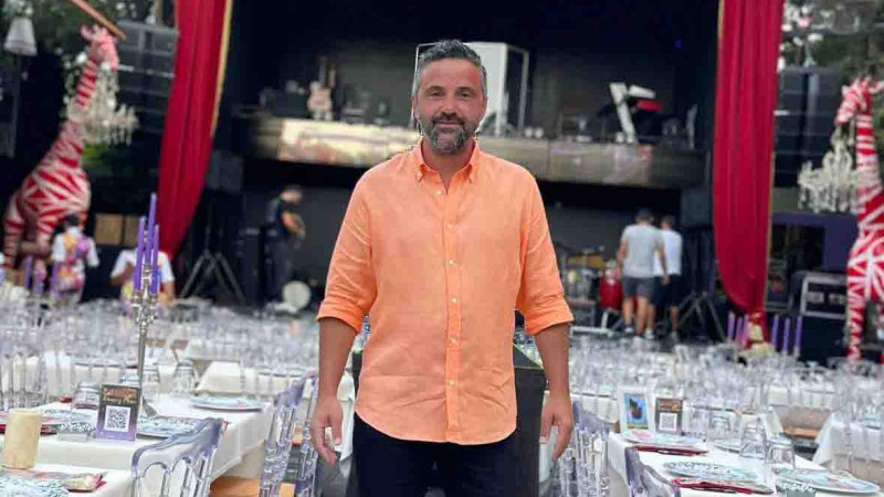 Cahide Alaçatı'ya Temmuz'da Ünlü Yağmuru...