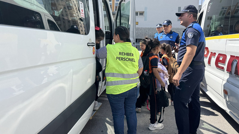 Büyükşehir Zabıta’dan Okul Servislerine Yönelik Denetim