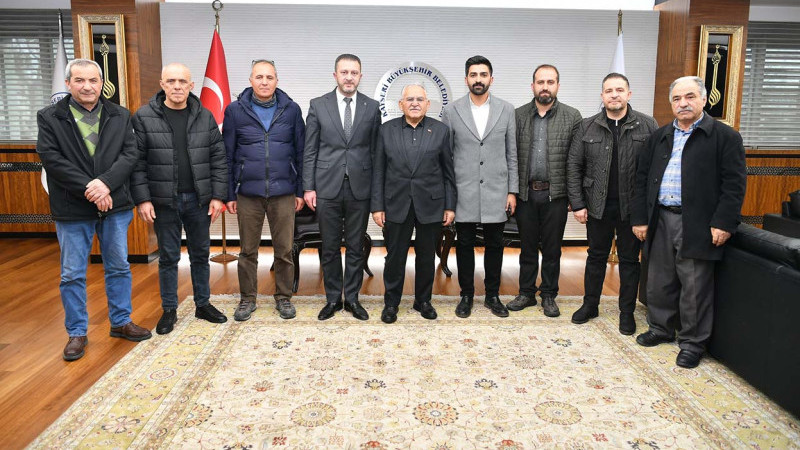 Başkan Büyükkılıç’a Yılsonu Ziyaretçi Yoğunluğu