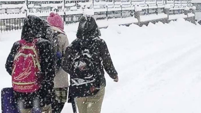 Eğitime kar engeli; Dört ilde yarın okullartatil
