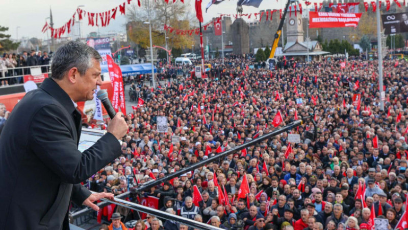 CHP Lideri Özel: Milleti Toplayanlar Kazanır Seçimi