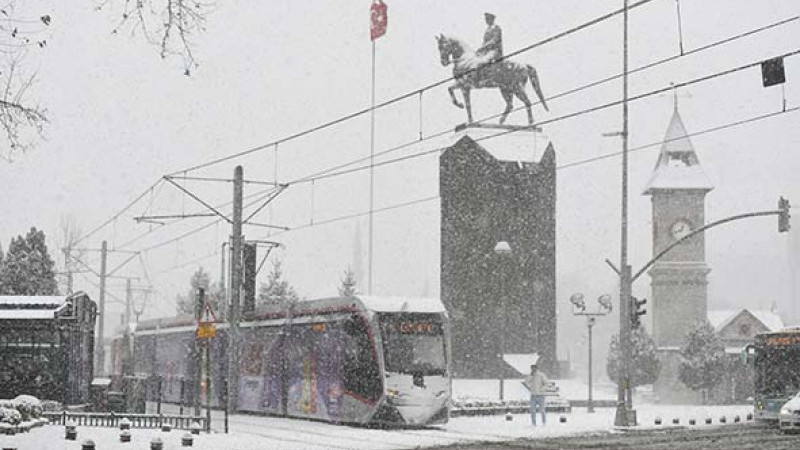 Kayseri Büyükşehir’den Kış Mesaisi